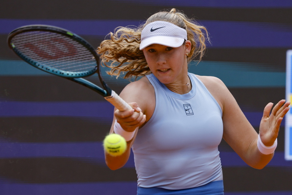 使得她的备 使得她的备